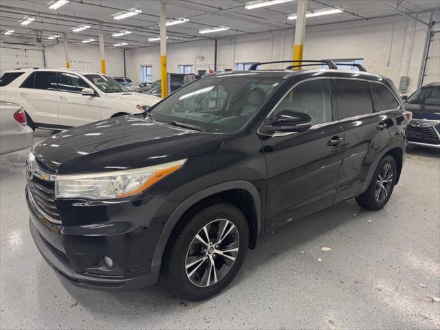 used 2016 Toyota Highlander car, priced at $20,750