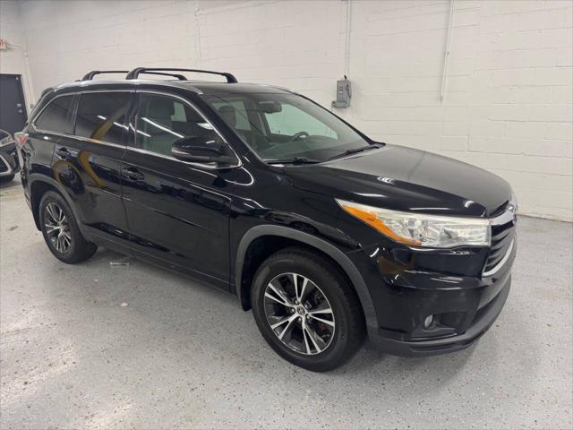 used 2016 Toyota Highlander car, priced at $20,750