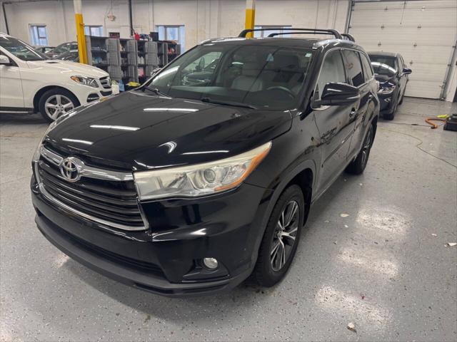 used 2016 Toyota Highlander car, priced at $20,750