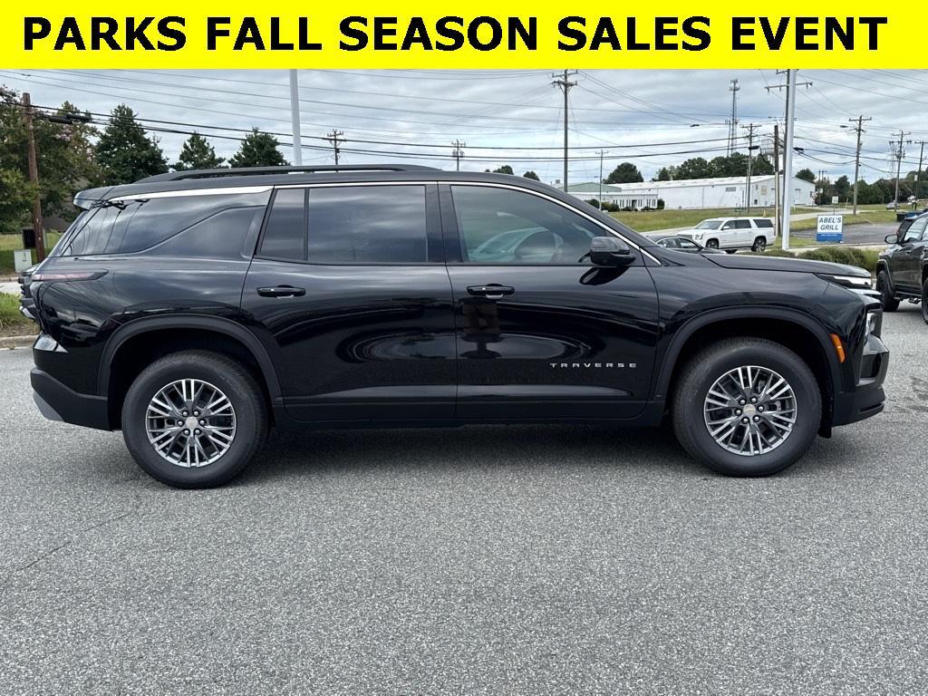 new 2026 Chevrolet Traverse car, priced at $40,820