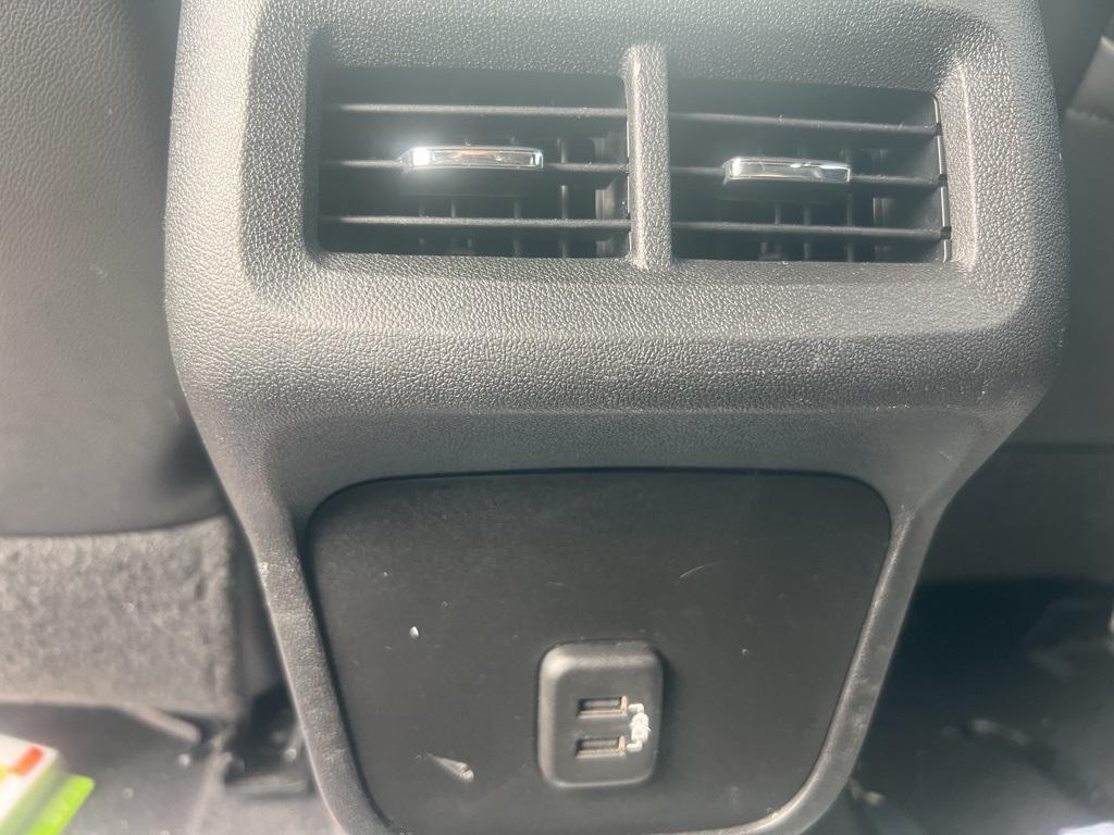 used 2021 Chevrolet Equinox car, priced at $16,000