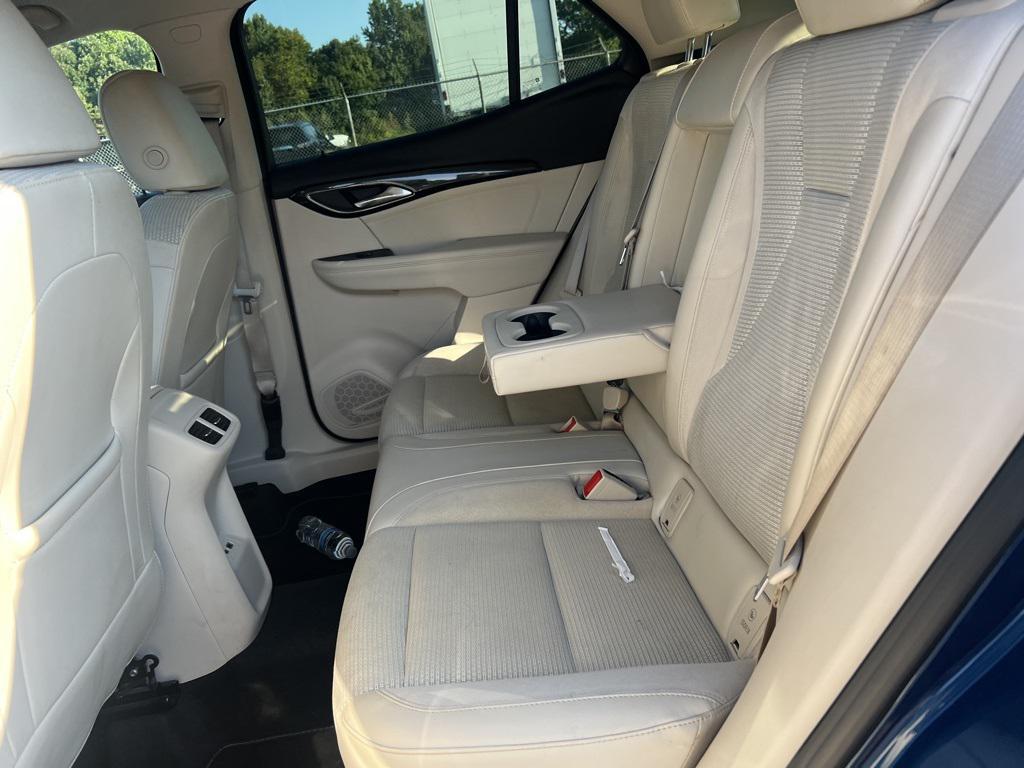 used 2023 Buick Envision car, priced at $20,000