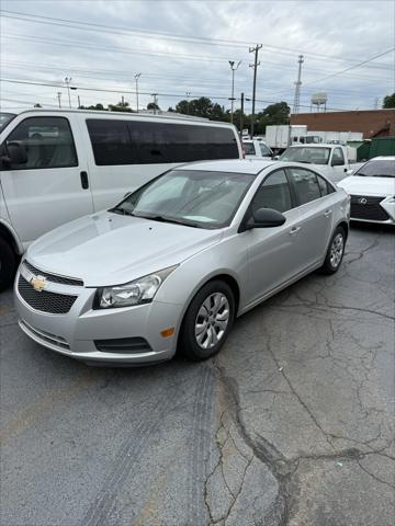 used 2012 Chevrolet Cruze car, priced at $6,000