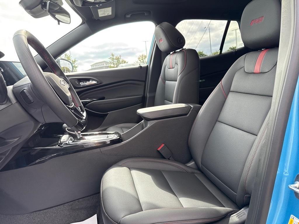 new 2025 Chevrolet Trax car, priced at $26,430