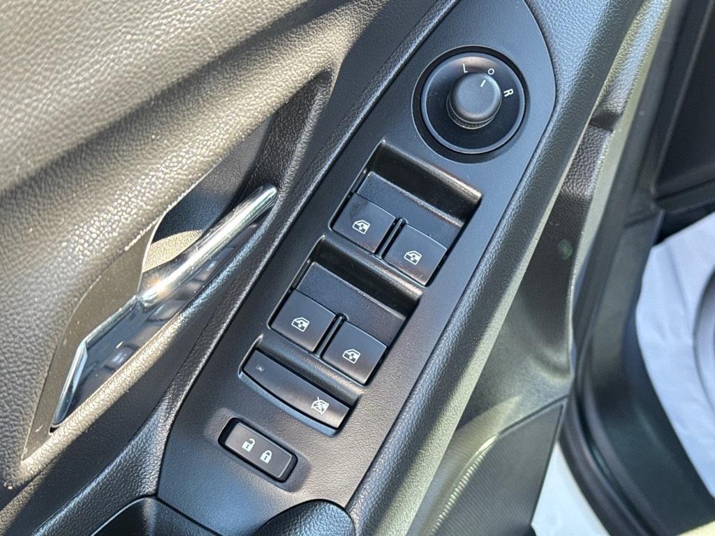 used 2022 Chevrolet Trax car, priced at $17,606