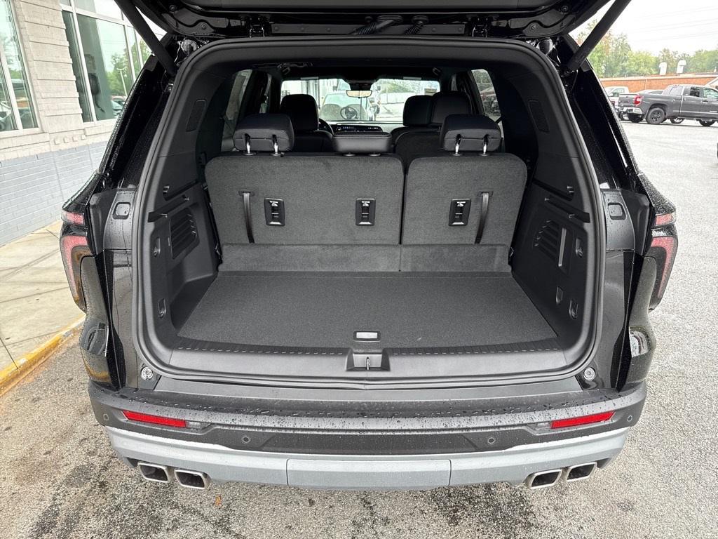 new 2026 Chevrolet Traverse car, priced at $41,420