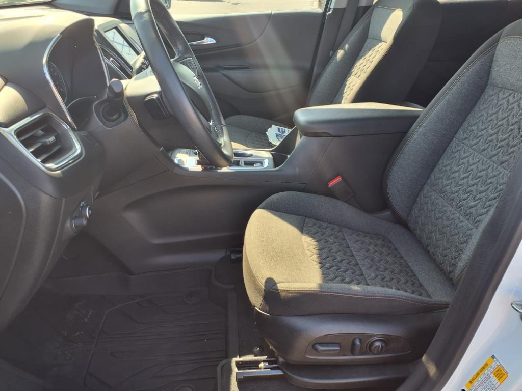 used 2022 Chevrolet Equinox car, priced at $21,456
