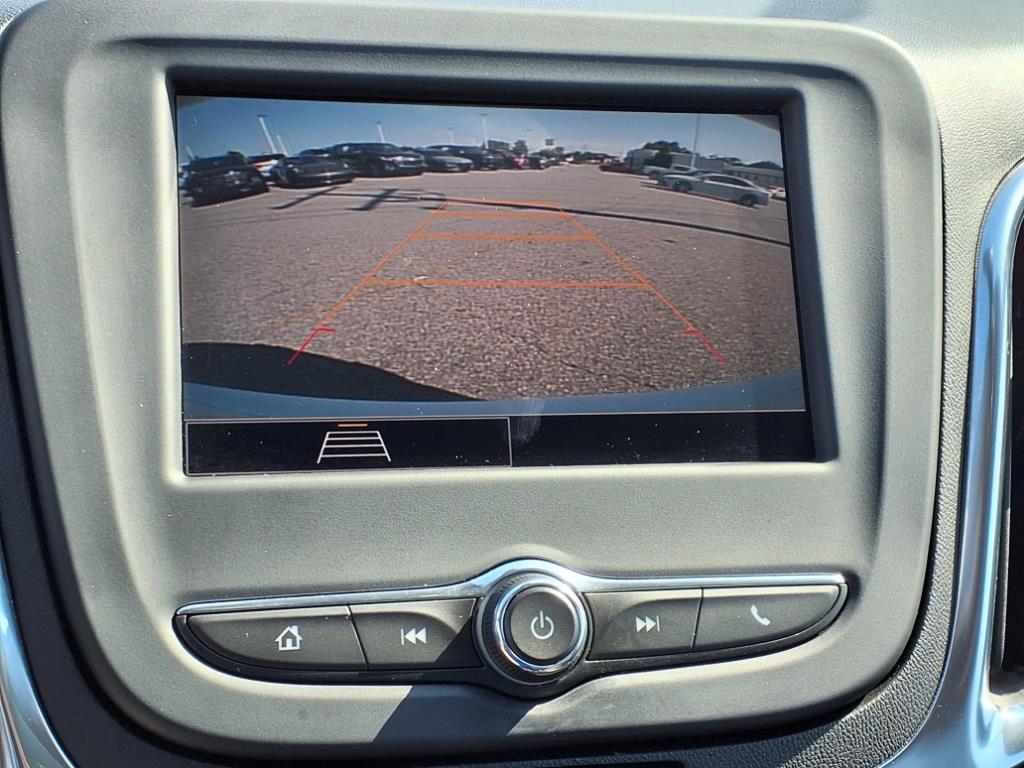 used 2022 Chevrolet Equinox car, priced at $21,456