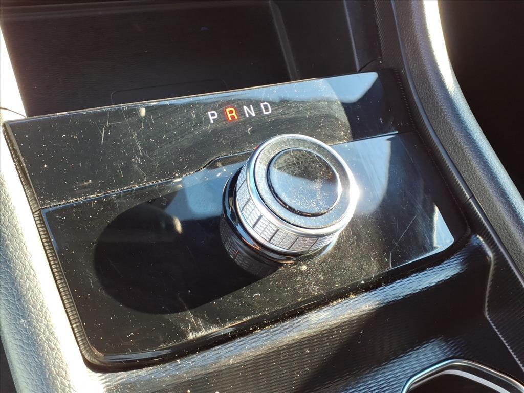 used 2024 Jeep Grand Cherokee L car, priced at $28,000