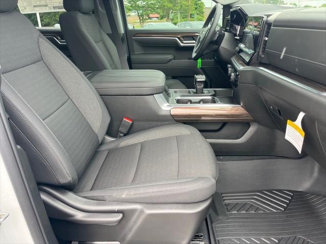 new 2025 Chevrolet Silverado 1500 car, priced at $51,923