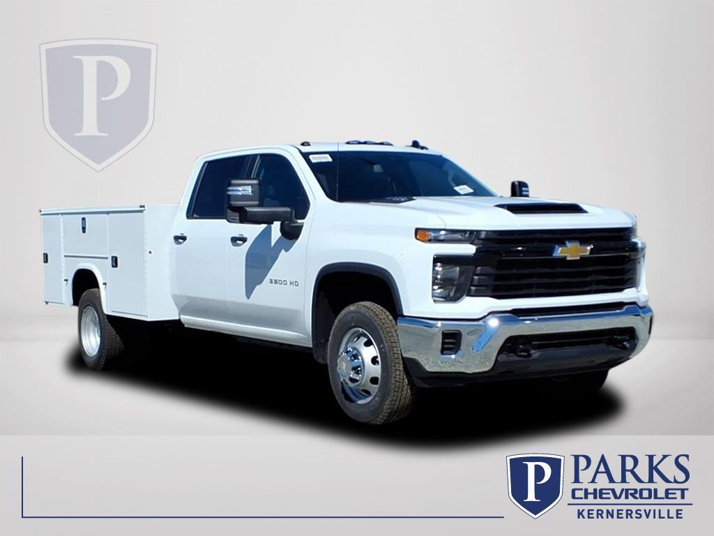 new 2025 Chevrolet Silverado 3500 car, priced at $55,403