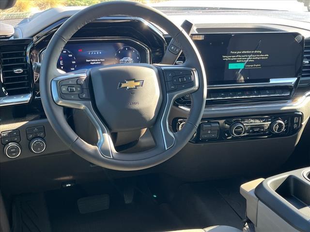 new 2025 Chevrolet Silverado 1500 car, priced at $55,922