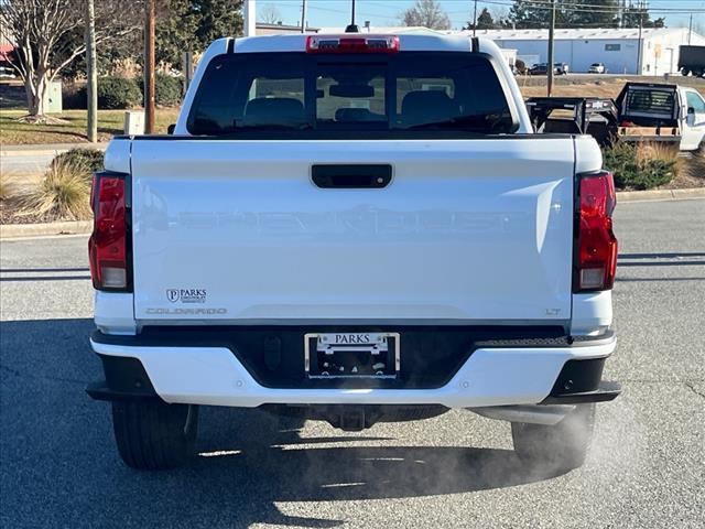 new 2024 Chevrolet Colorado car, priced at $35,975