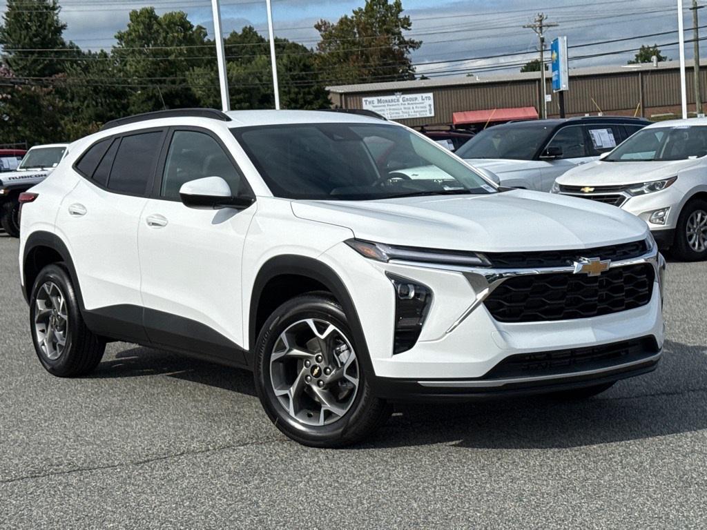 new 2025 Chevrolet Trax car, priced at $22,545