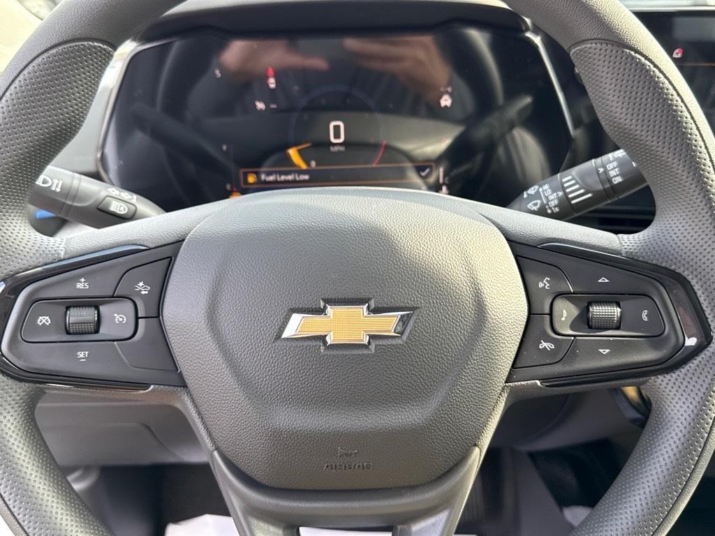 new 2025 Chevrolet Trax car, priced at $22,545