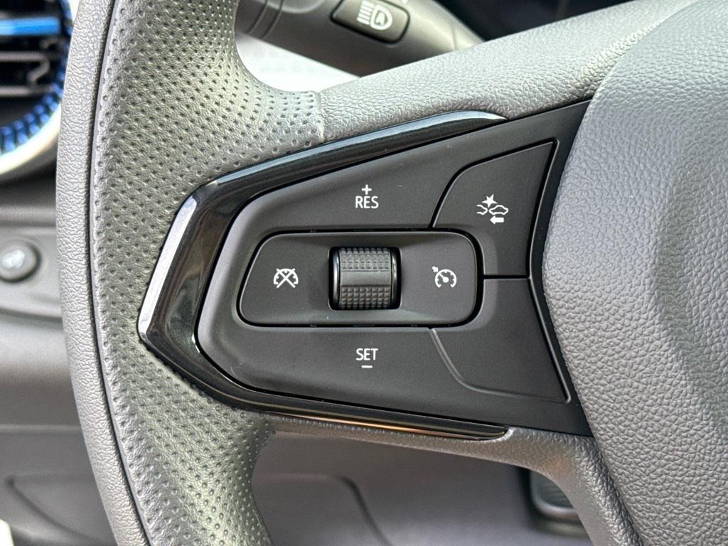 new 2025 Chevrolet Trax car, priced at $22,545