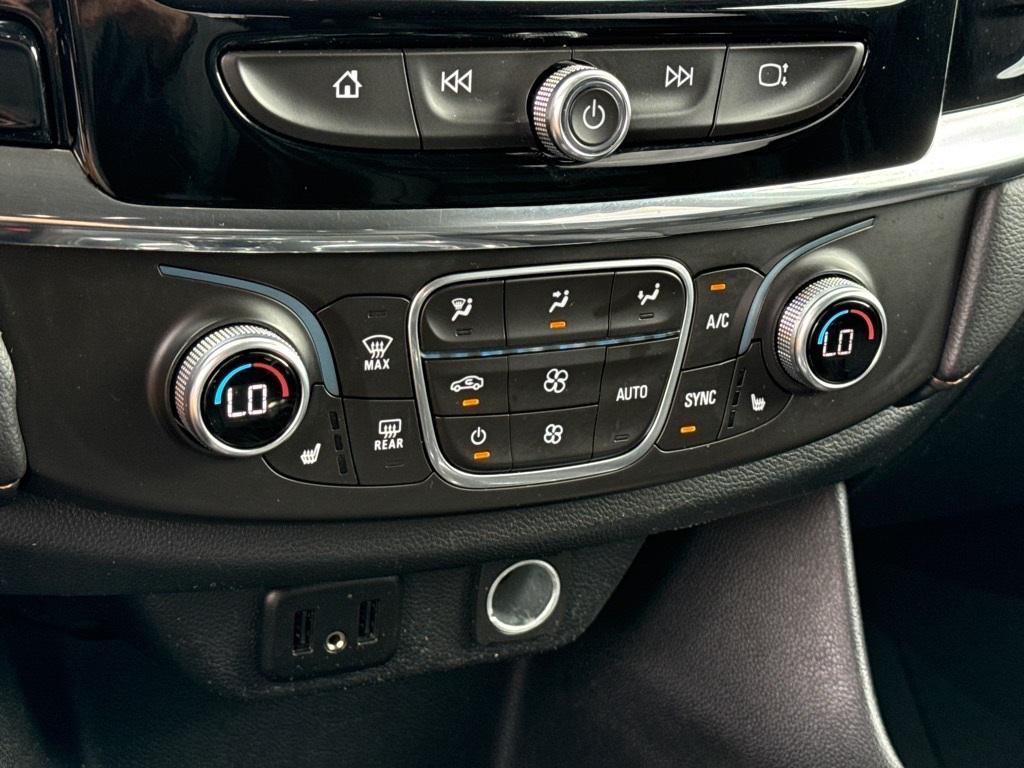 used 2018 Chevrolet Traverse car, priced at $11,000