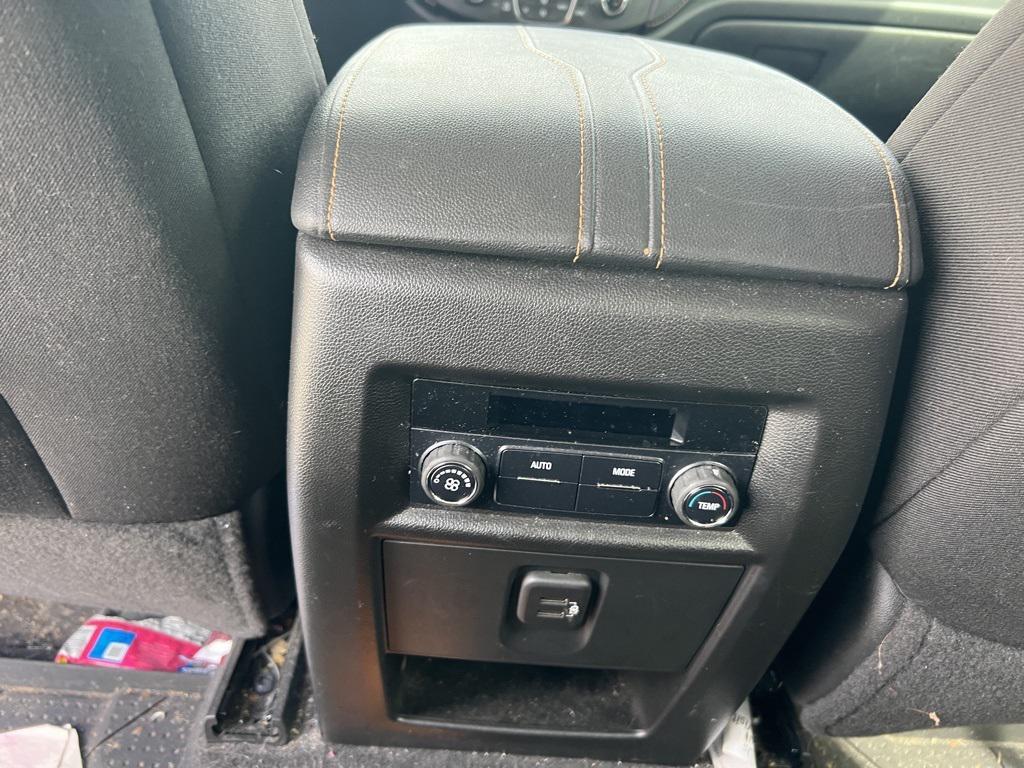 used 2020 Chevrolet Traverse car, priced at $20,000
