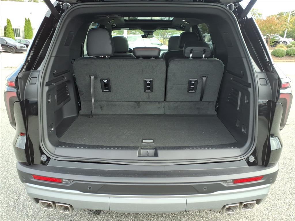 new 2026 Chevrolet Traverse car, priced at $53,245