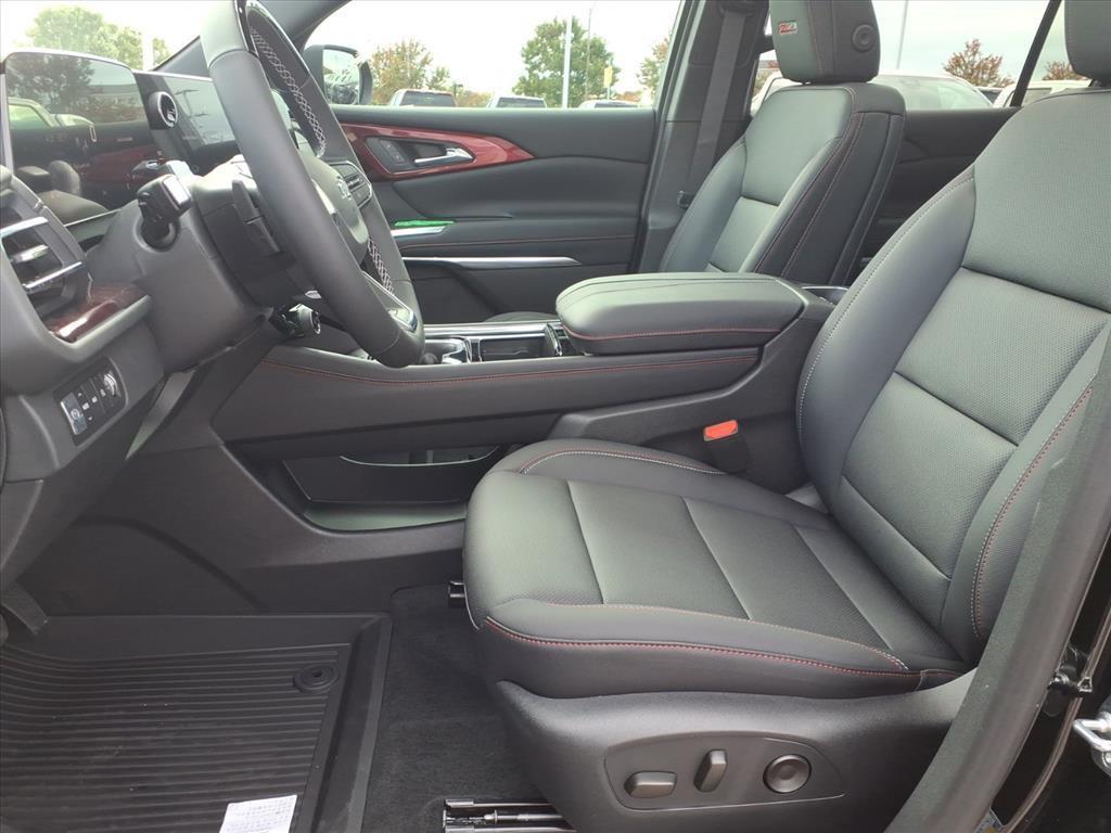 new 2026 Chevrolet Traverse car, priced at $53,245