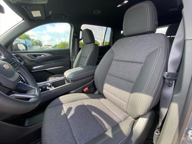 new 2025 Chevrolet Traverse car, priced at $39,945