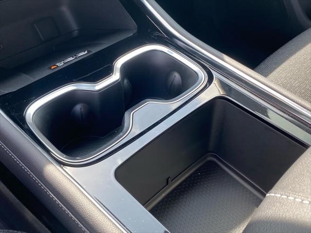 new 2025 Chevrolet Traverse car, priced at $39,945