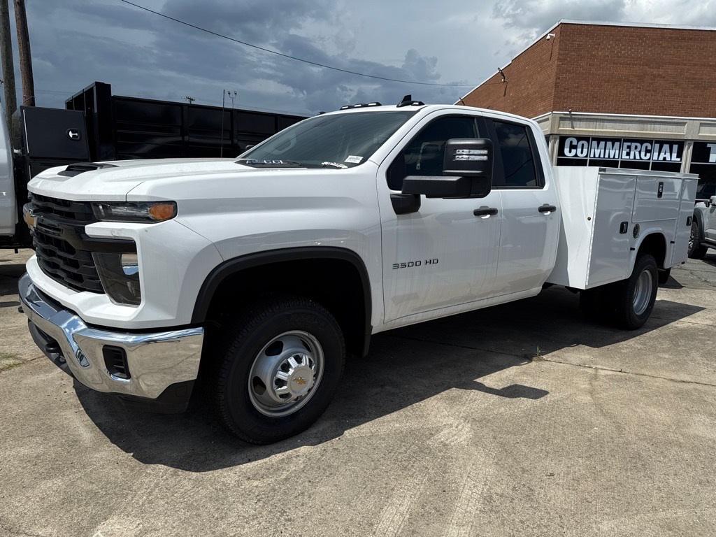 new 2024 Chevrolet Silverado 3500 car, priced at $66,035