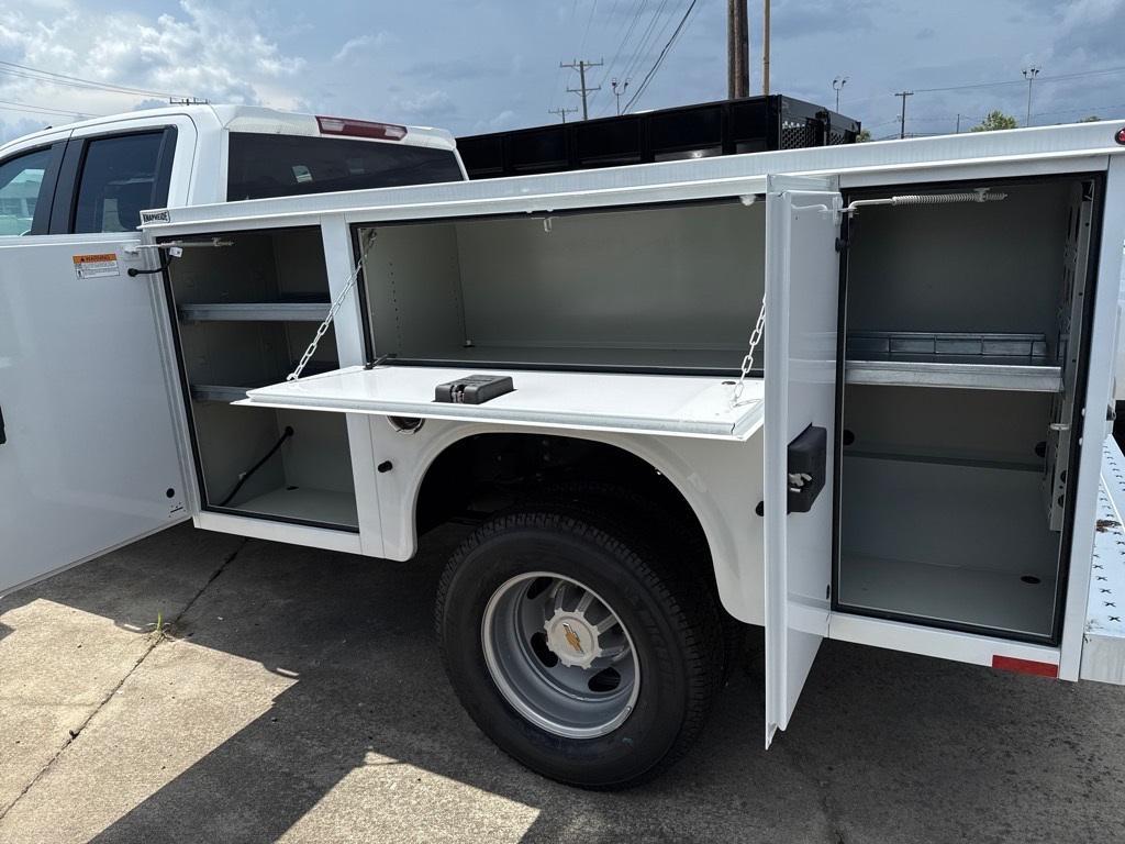 new 2024 Chevrolet Silverado 3500 car, priced at $66,035