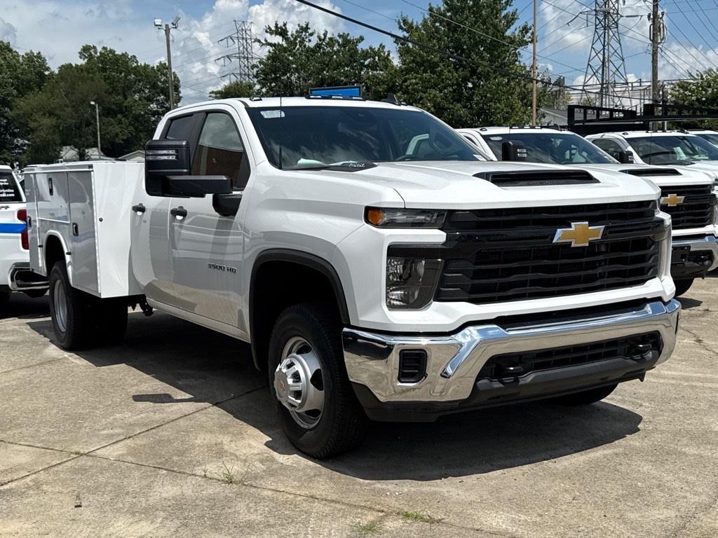 new 2024 Chevrolet Silverado 3500 car, priced at $66,035