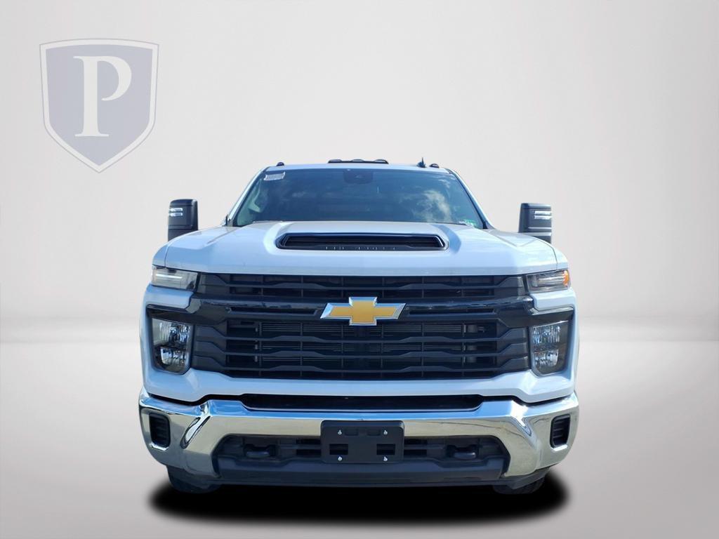 new 2025 Chevrolet Silverado 3500 car, priced at $50,443