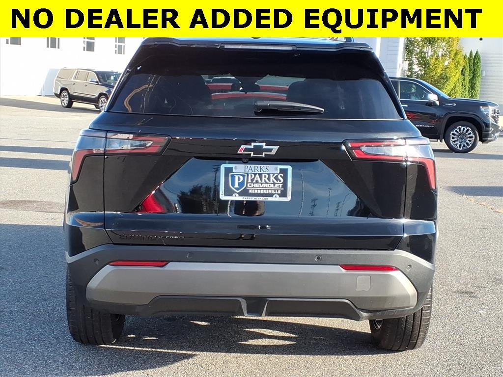new 2026 Chevrolet Equinox car, priced at $33,585