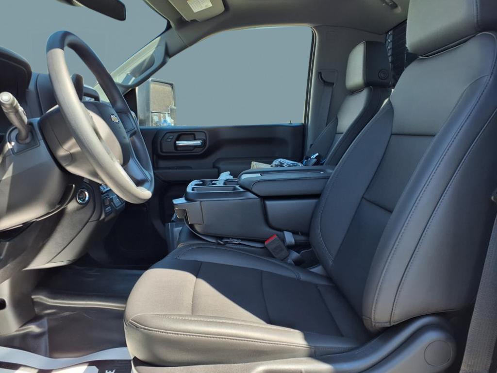 new 2025 Chevrolet Silverado 3500 car, priced at $72,319