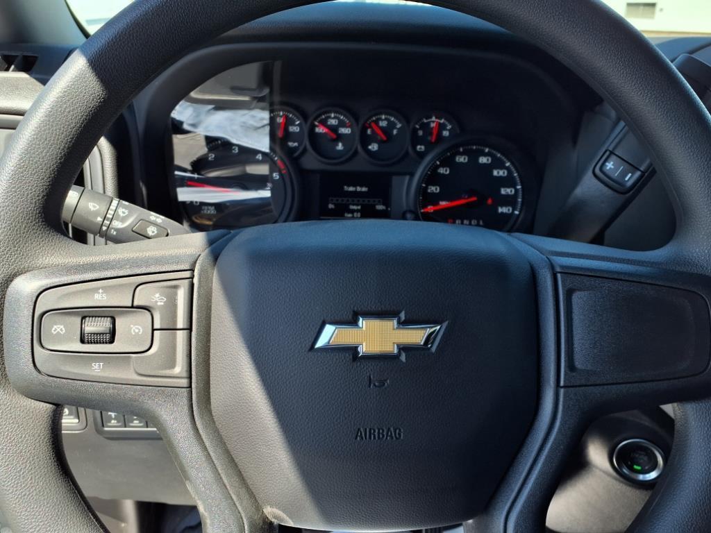 new 2025 Chevrolet Silverado 3500 car, priced at $72,319