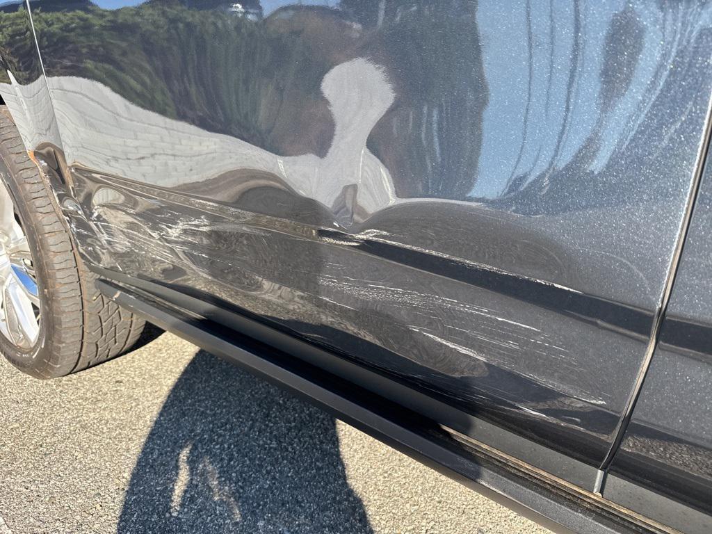 used 2021 Chevrolet Suburban car