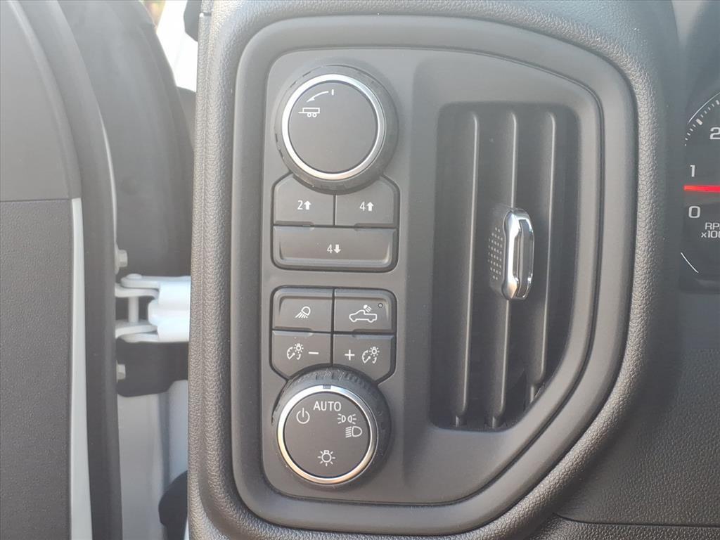 new 2025 Chevrolet Silverado 2500 car, priced at $53,118