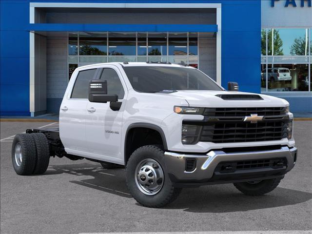 new 2025 Chevrolet Silverado 3500 car, priced at $69,765
