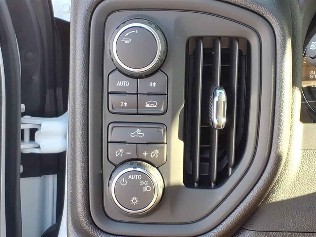 new 2026 Chevrolet Silverado 1500 car, priced at $43,010