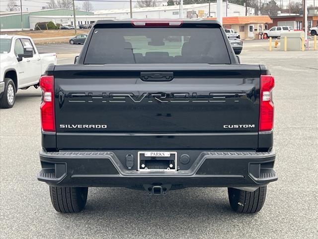 new 2025 Chevrolet Silverado 1500 car, priced at $40,504