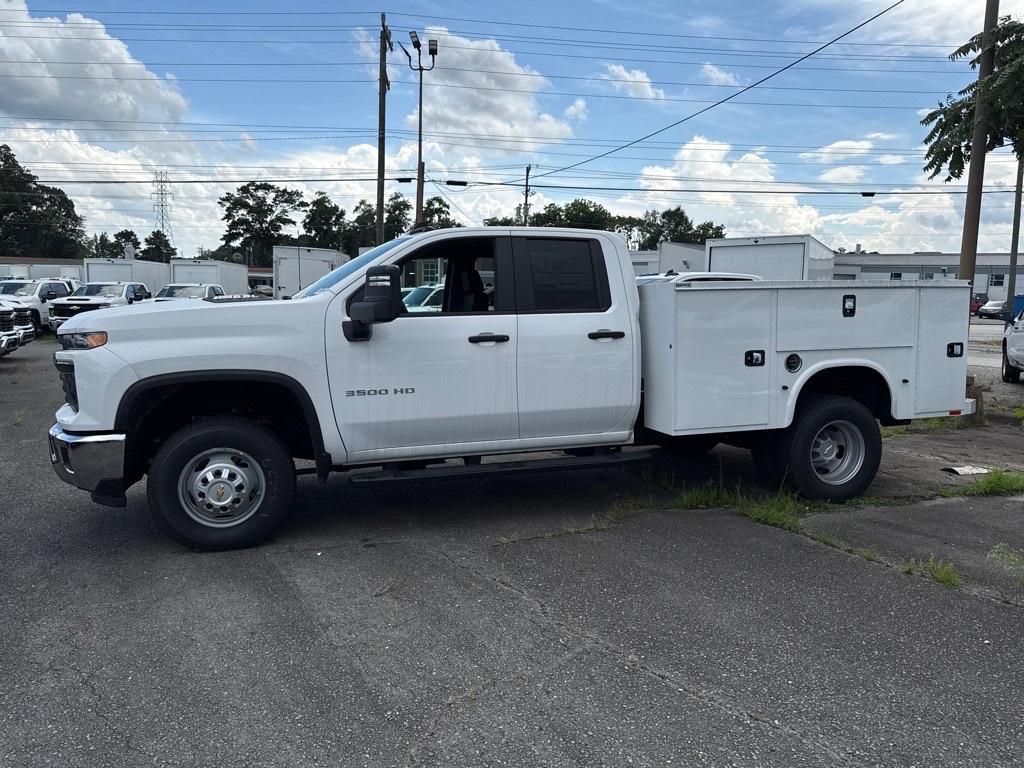new 2024 Chevrolet Silverado 3500 car, priced at $66,035