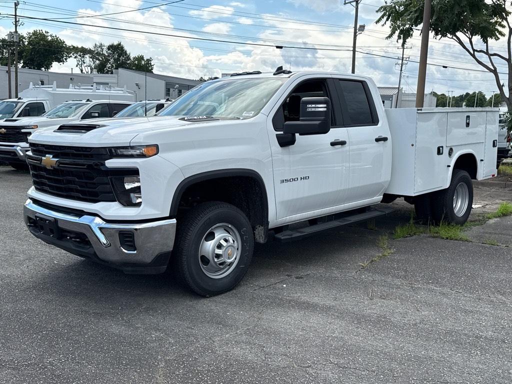 new 2024 Chevrolet Silverado 3500 car, priced at $66,035