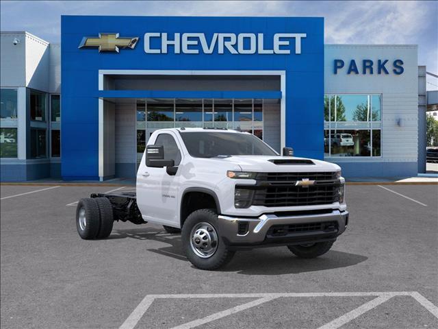 new 2025 Chevrolet Silverado 3500 car, priced at $60,733