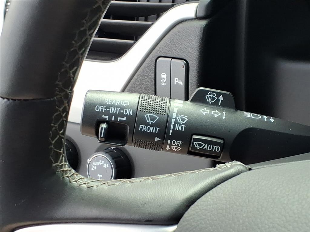 used 2020 GMC Yukon XL car, priced at $23,000