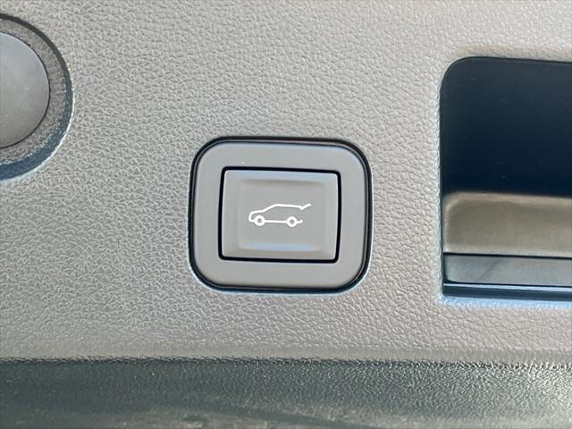new 2026 Chevrolet Equinox car, priced at $32,990