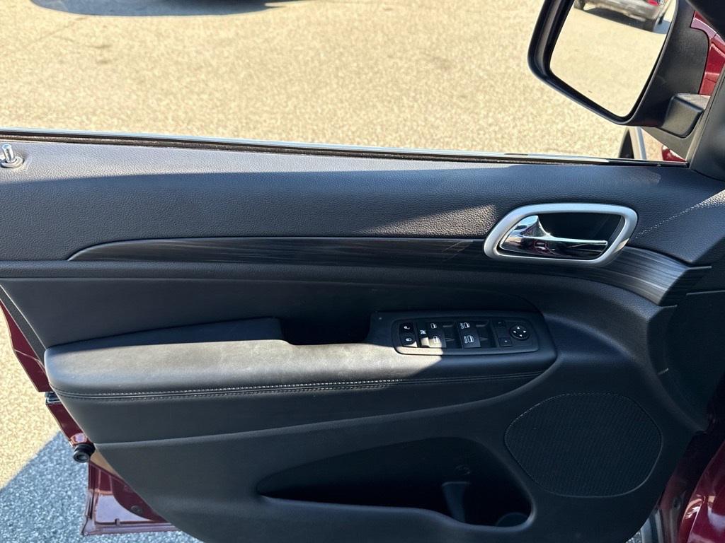 used 2022 Jeep Grand Cherokee car, priced at $24,000