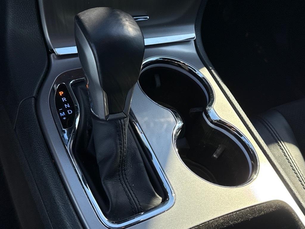 used 2022 Jeep Grand Cherokee car, priced at $24,000