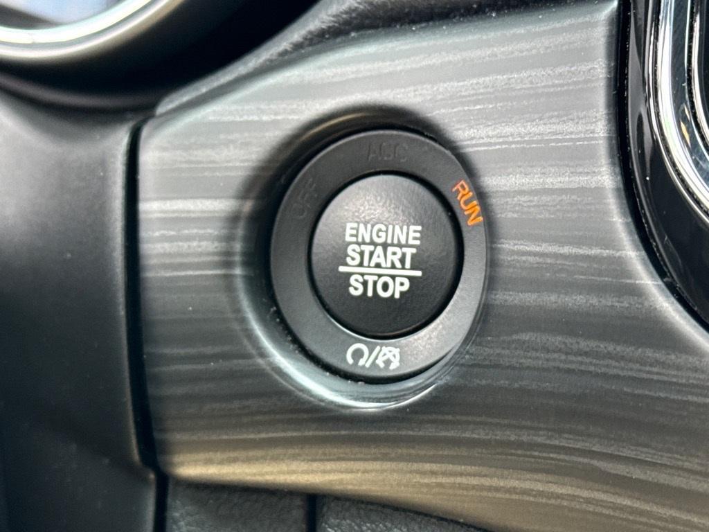 used 2022 Jeep Grand Cherokee car, priced at $24,625