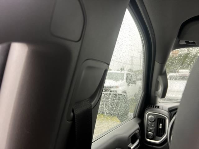 used 2020 Chevrolet Silverado 1500 car, priced at $33,000