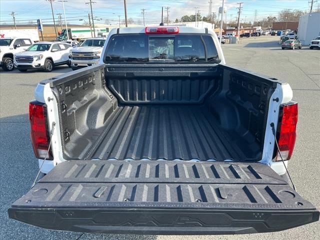 new 2025 Chevrolet Colorado car, priced at $41,395