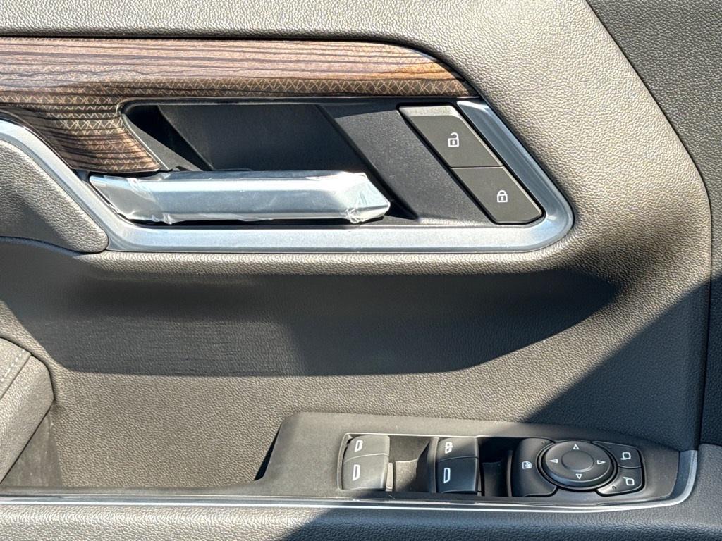 new 2025 Chevrolet Silverado 1500 car, priced at $72,860