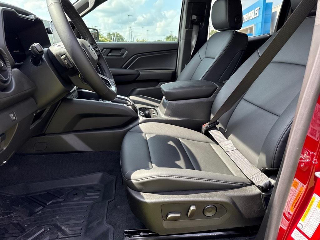 new 2025 Chevrolet Colorado car, priced at $45,465